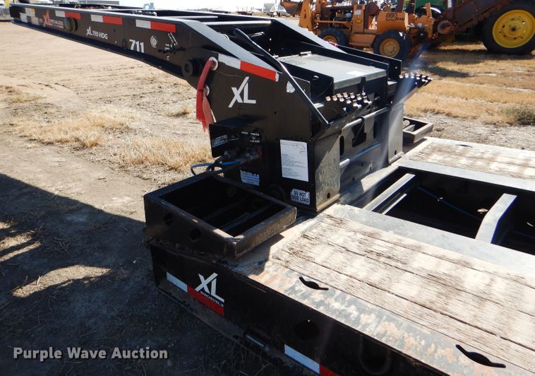 image for item DG0325 2016 XL Specialized XL110HDG lowboy equipment trailer