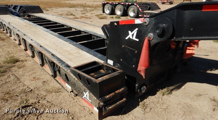 image for item DG0325 2016 XL Specialized XL110HDG lowboy equipment trailer