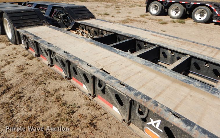 image for item DG0325 2016 XL Specialized XL110HDG lowboy equipment trailer