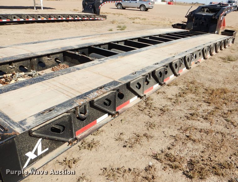 image for item DG0325 2016 XL Specialized XL110HDG lowboy equipment trailer