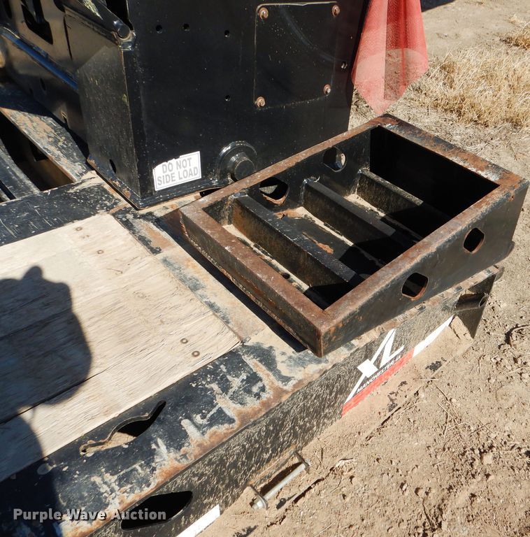 image for item DG0325 2016 XL Specialized XL110HDG lowboy equipment trailer