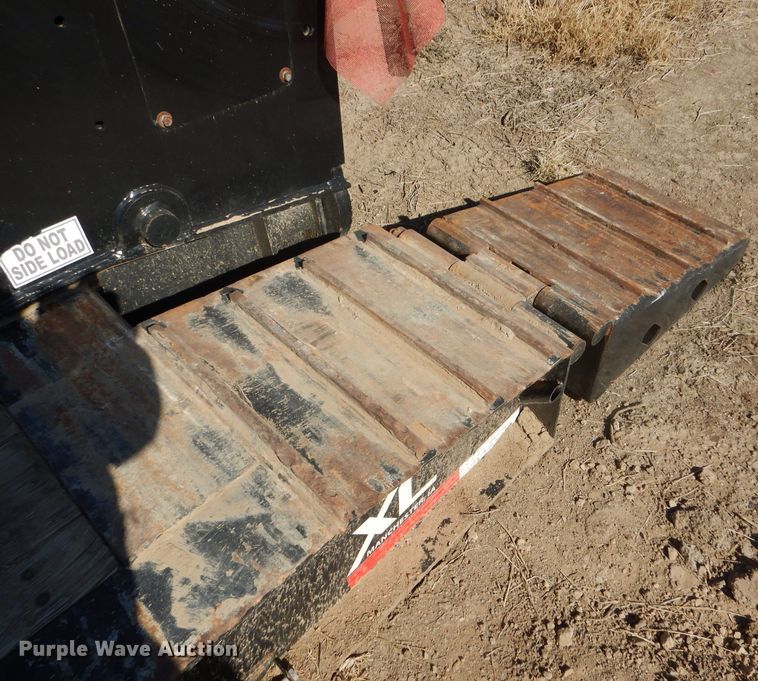 image for item DG0325 2016 XL Specialized XL110HDG lowboy equipment trailer