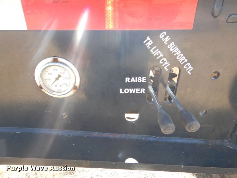 image for item DG0325 2016 XL Specialized XL110HDG lowboy equipment trailer