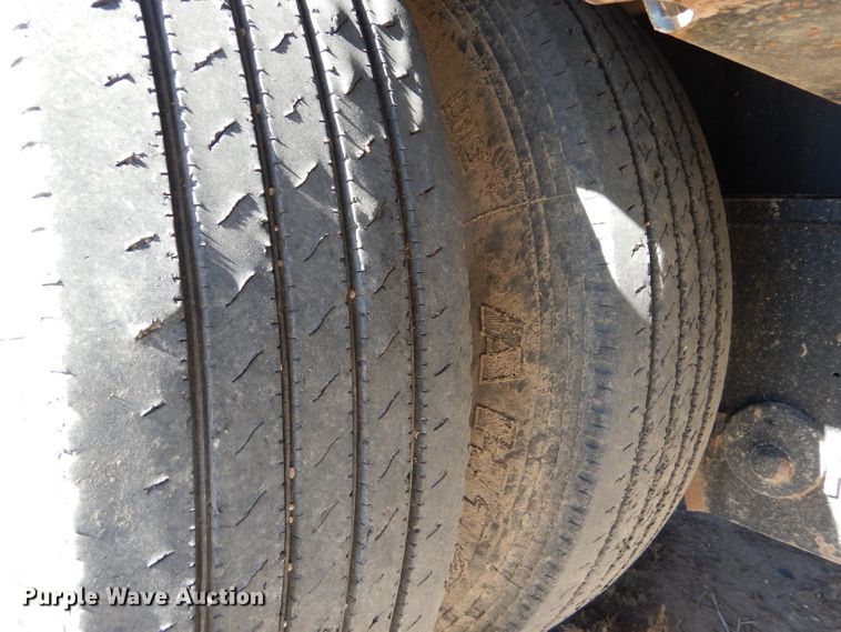 image for item DG0325 2016 XL Specialized XL110HDG lowboy equipment trailer