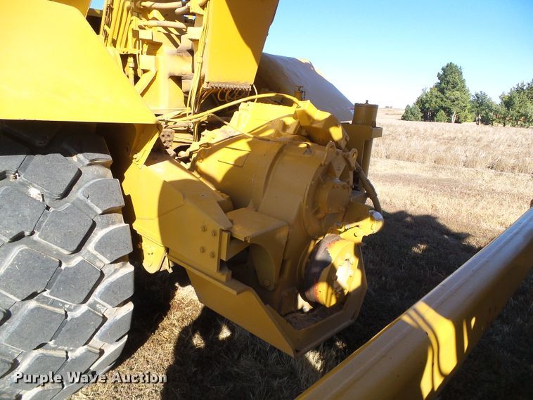 image for item DG0326 1995 Caterpillar 615C elevating scraper