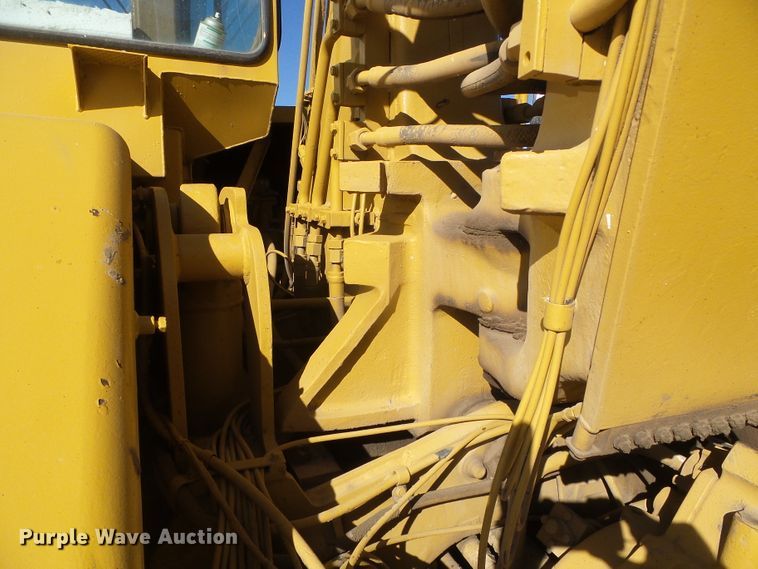 image for item DG0326 1995 Caterpillar 615C elevating scraper