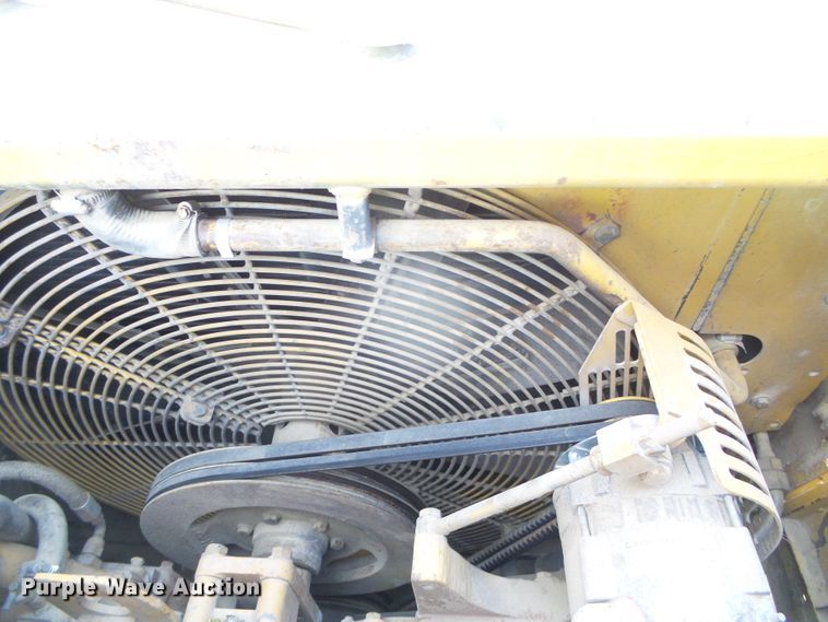 image for item DG0326 1995 Caterpillar 615C elevating scraper