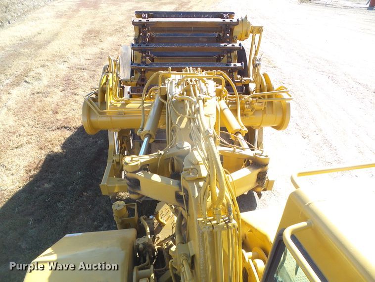 image for item DG0326 1995 Caterpillar 615C elevating scraper