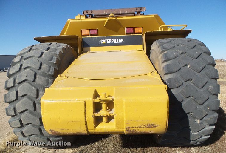 image for item DG0326 1995 Caterpillar 615C elevating scraper