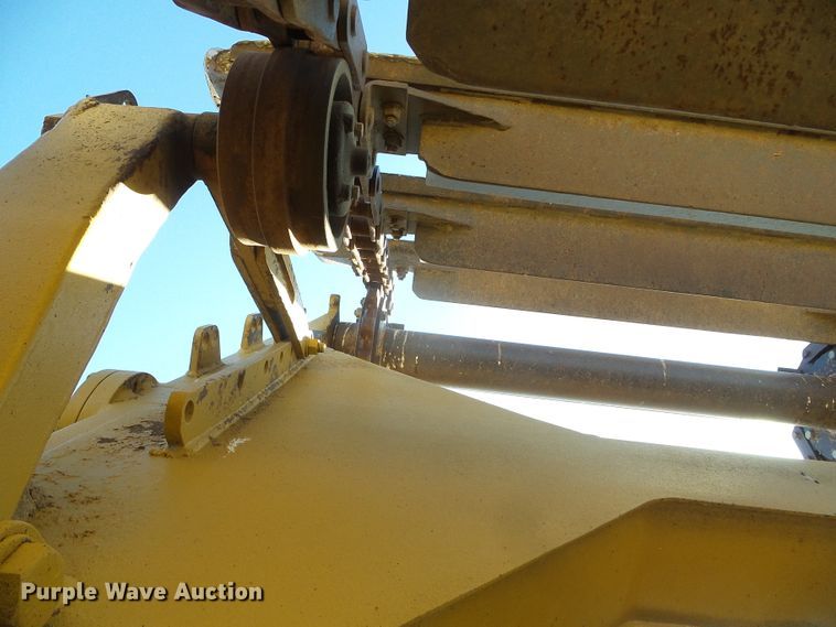 image for item DG0326 1995 Caterpillar 615C elevating scraper