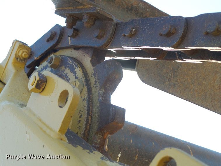 image for item DG0326 1995 Caterpillar 615C elevating scraper