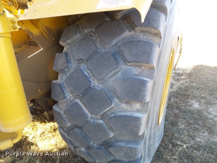 image for item DG0326 1995 Caterpillar 615C elevating scraper