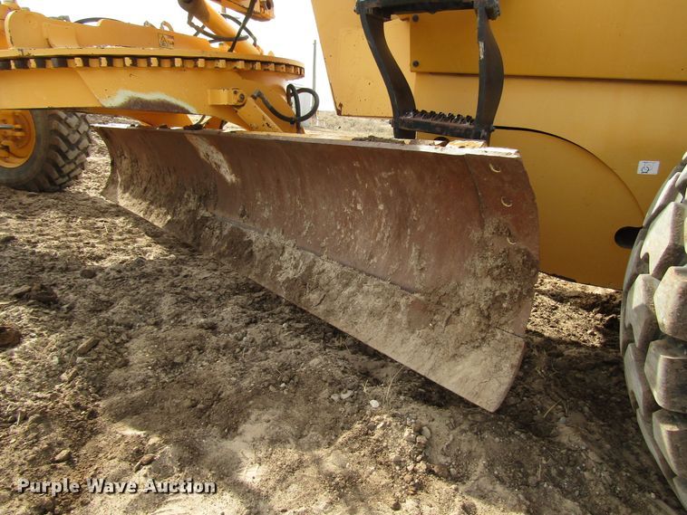 image for item DG6581 2008 Volvo G940 motor grader