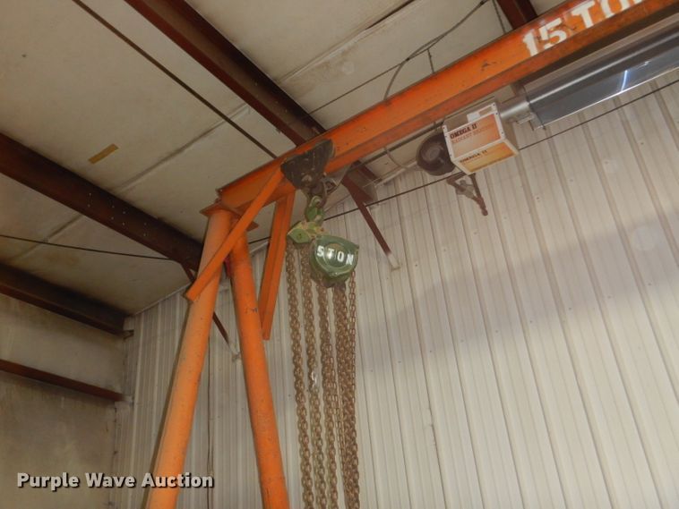image for item EL9003 A-frame hoist