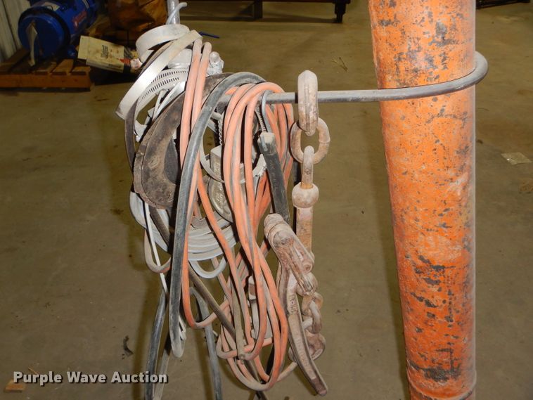 image for item EL9003 A-frame hoist