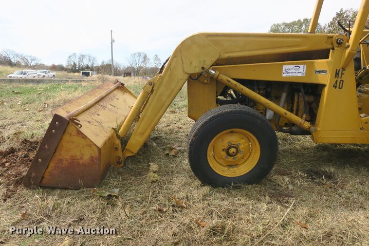 image for item DB10106 Massey-Ferguson MF40 tractor