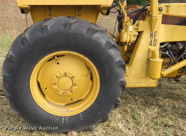 image for item DB10106 Massey-Ferguson MF40 tractor
