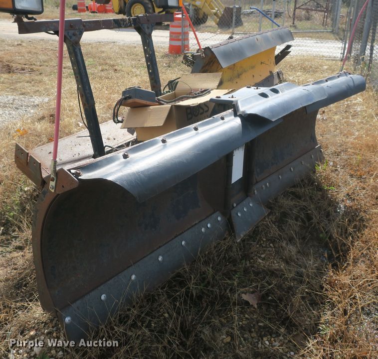image for item DB10109 V-plow