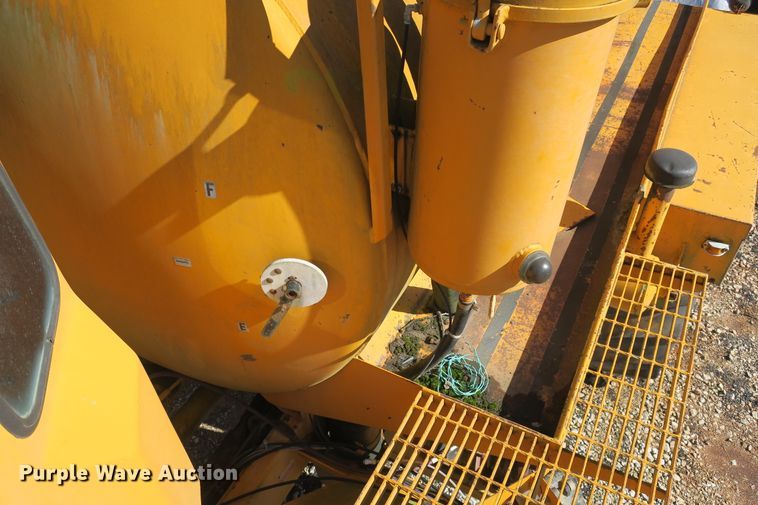 image for item DB10112 Floater Off-Road 4030 vacuum truck