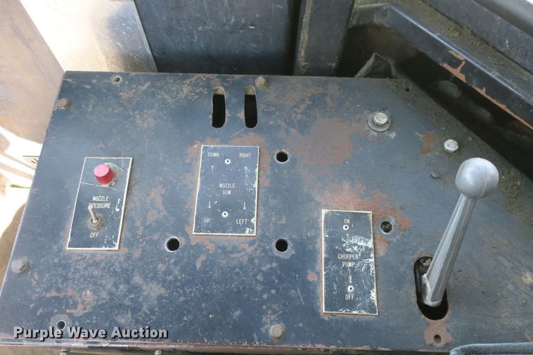 image for item DB10112 Floater Off-Road 4030 vacuum truck