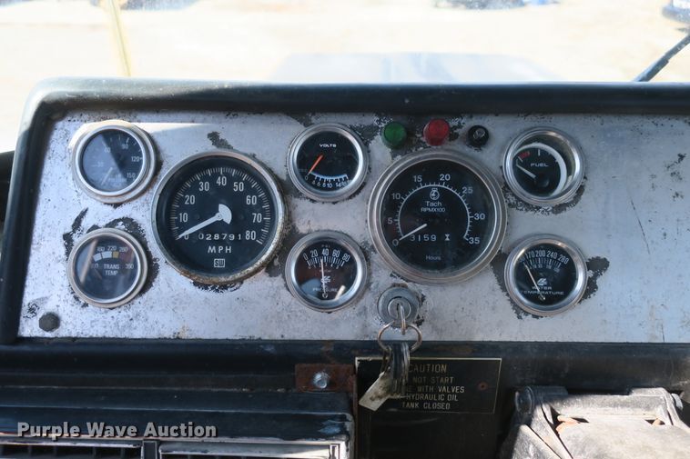 image for item DB10112 Floater Off-Road 4030 vacuum truck