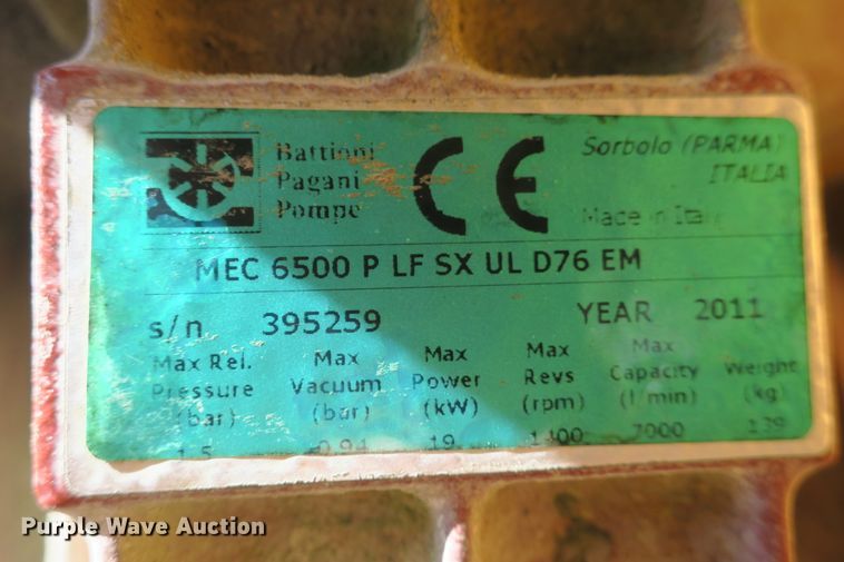 image for item DB10112 Floater Off-Road 4030 vacuum truck