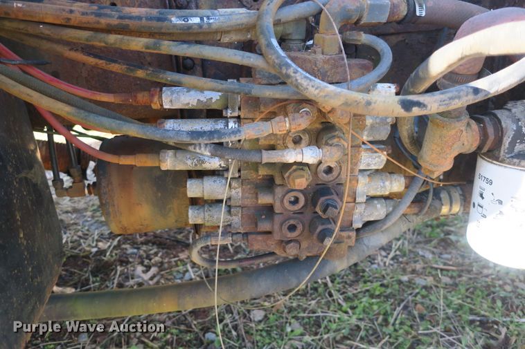 image for item DB10114 1996 Ford F800 truck cab and chassis