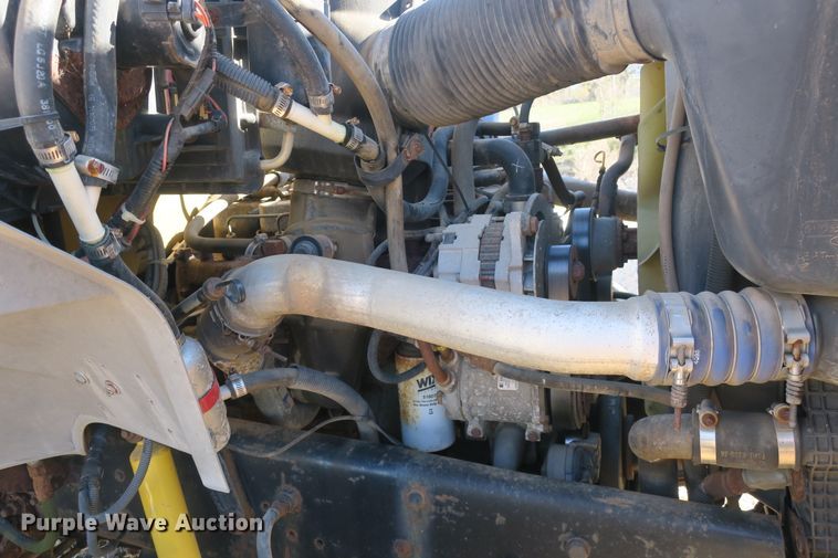 image for item DB10114 1996 Ford F800 truck cab and chassis