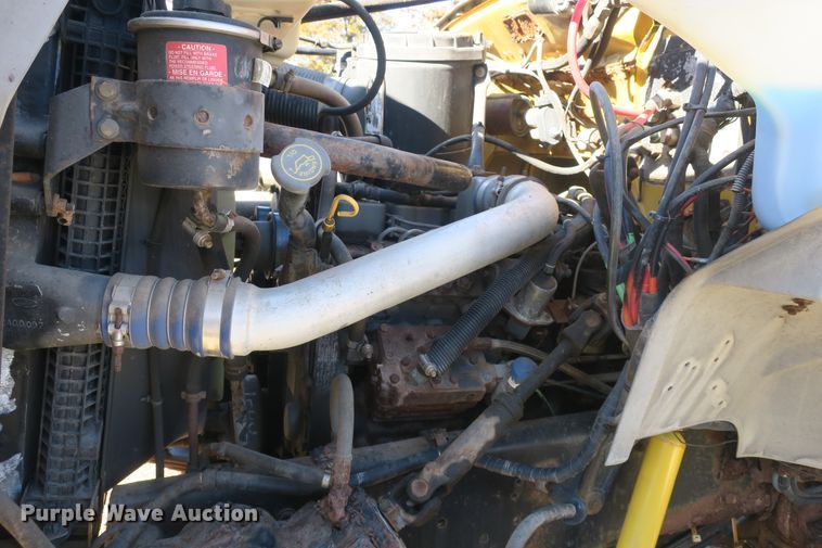 image for item DB10114 1996 Ford F800 truck cab and chassis