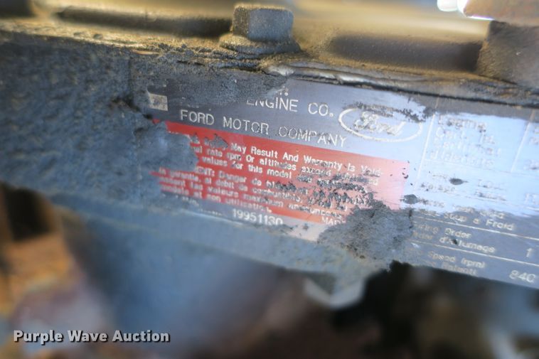 image for item DB10114 1996 Ford F800 truck cab and chassis