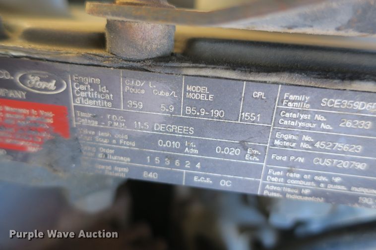 image for item DB10114 1996 Ford F800 truck cab and chassis