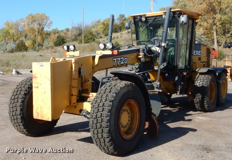 image for item DC4521 2007 John Deere 772D motor grader