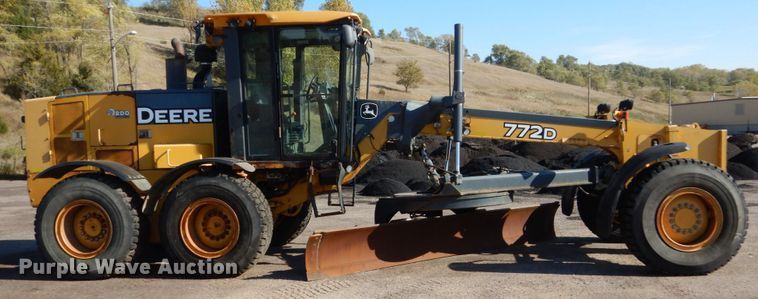 image for item DC4521 2007 John Deere 772D motor grader