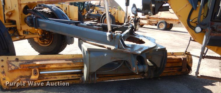 image for item DC4521 2007 John Deere 772D motor grader