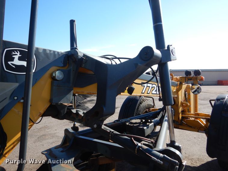 image for item DC4521 2007 John Deere 772D motor grader