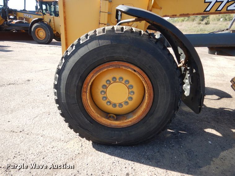 image for item DC4521 2007 John Deere 772D motor grader