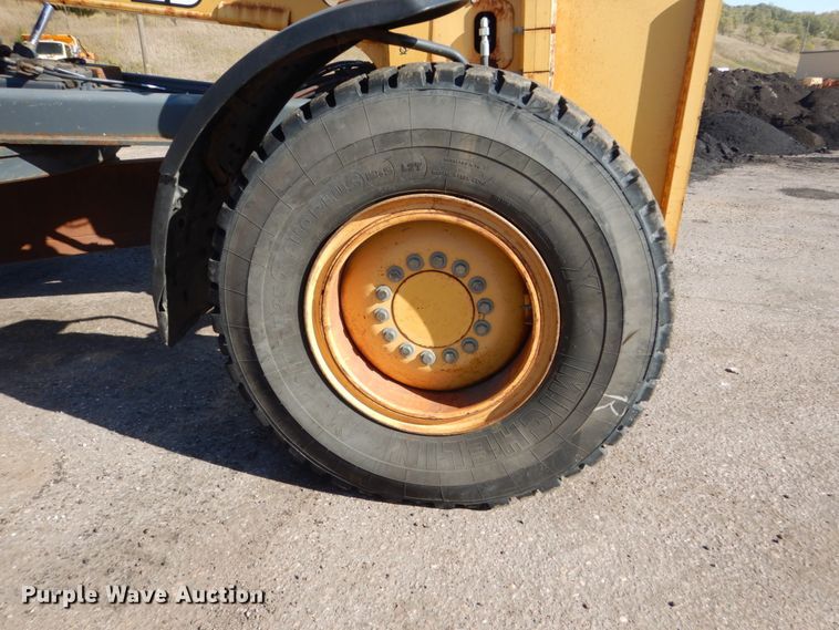 image for item DC4521 2007 John Deere 772D motor grader