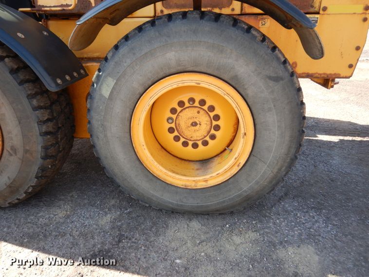 image for item DC4521 2007 John Deere 772D motor grader