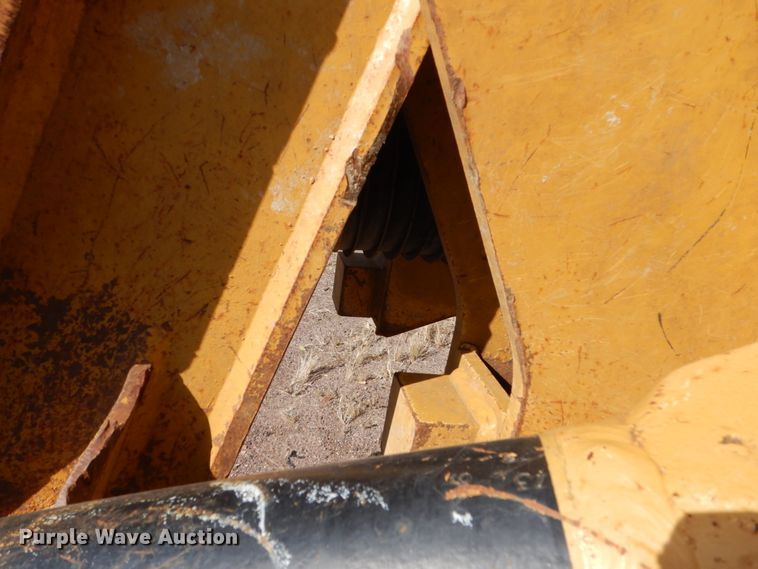 image for item DC4522 2007 Caterpillar 627G conventional scraper