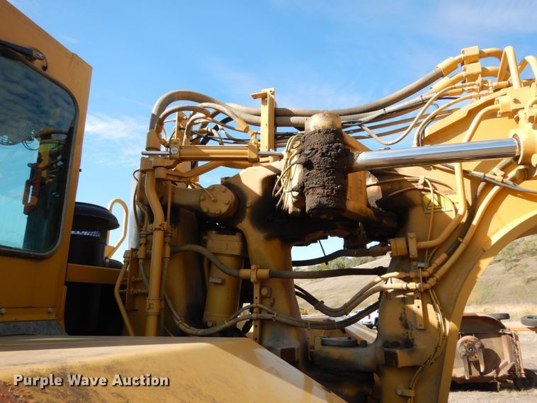 image for item DC4522 2007 Caterpillar 627G conventional scraper