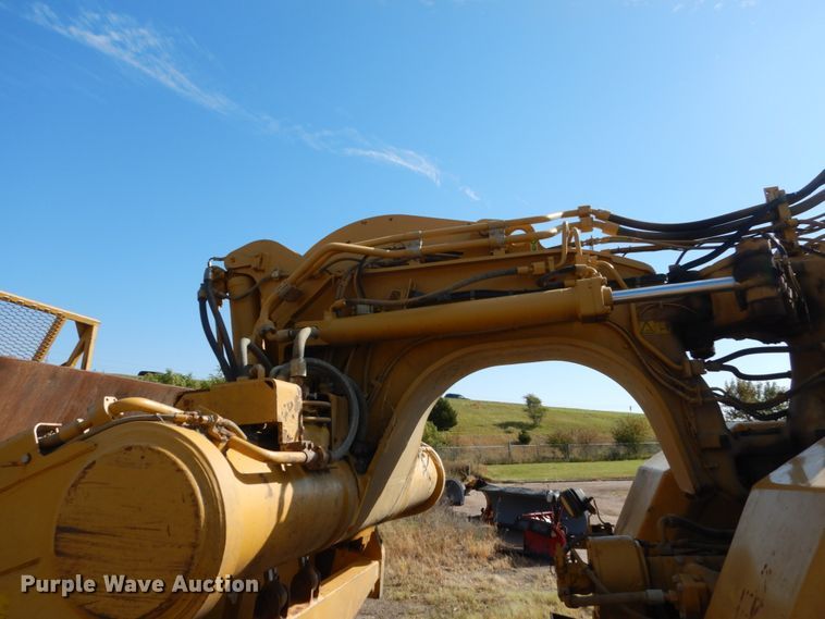 image for item DC4522 2007 Caterpillar 627G conventional scraper