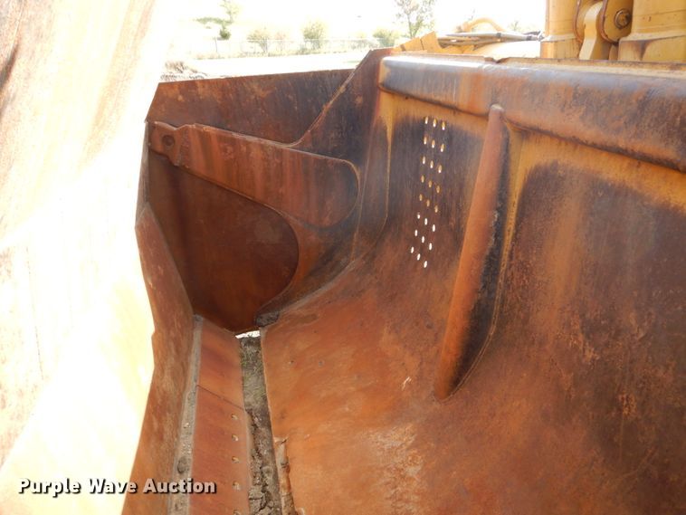 image for item DC4522 2007 Caterpillar 627G conventional scraper