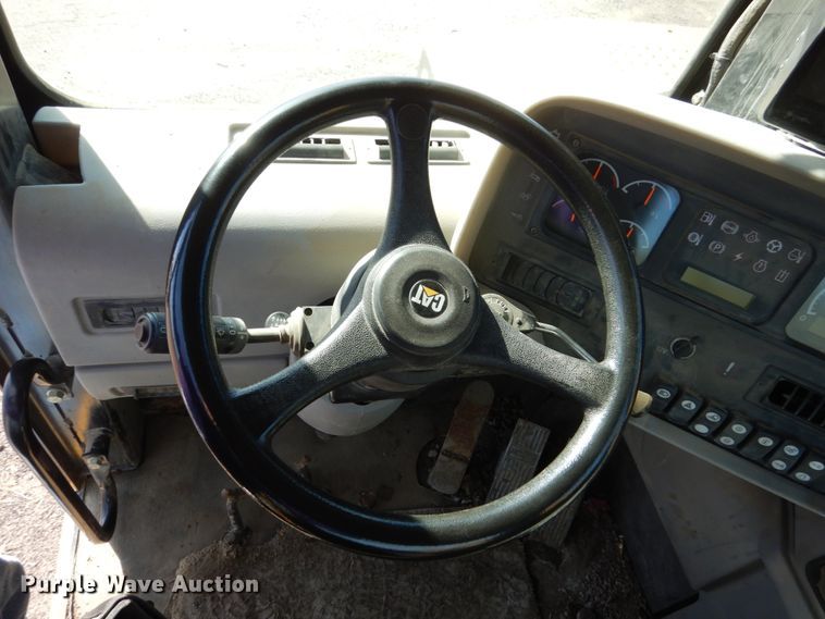 image for item DC4522 2007 Caterpillar 627G conventional scraper