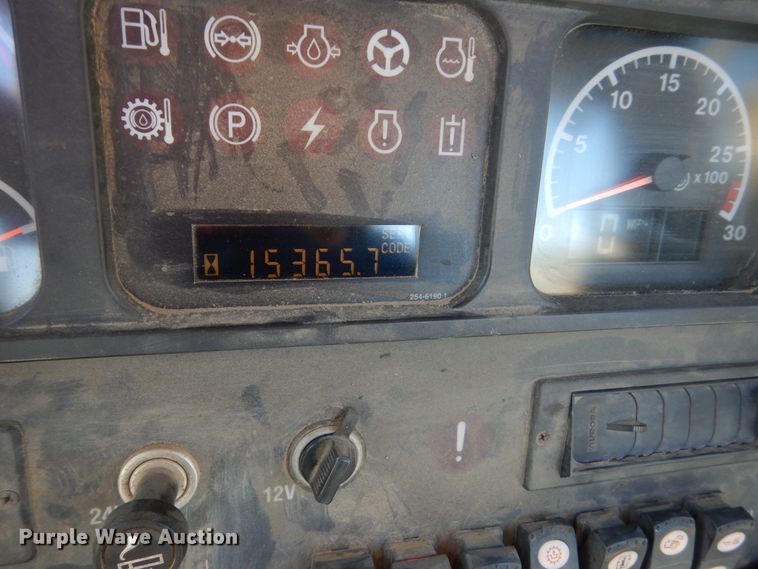 image for item DC4522 2007 Caterpillar 627G conventional scraper