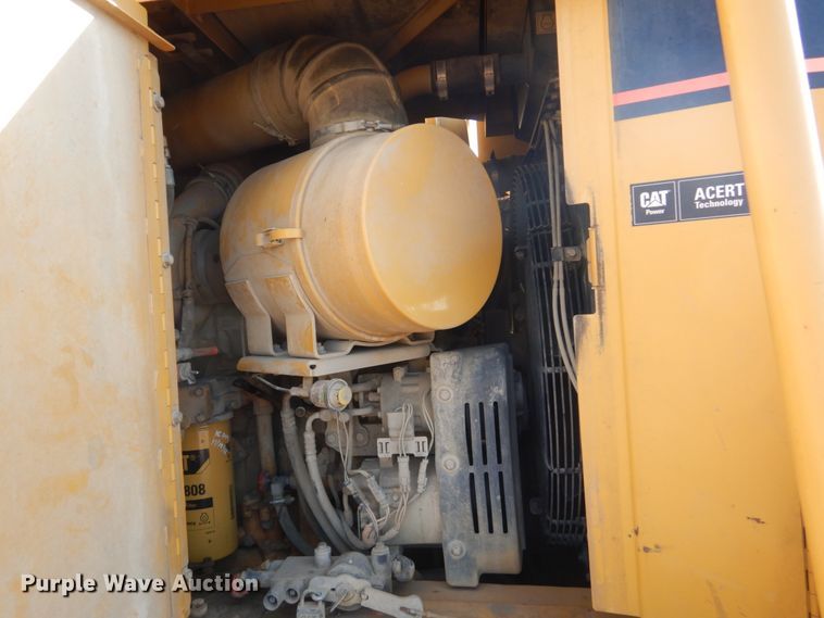 image for item DC4522 2007 Caterpillar 627G conventional scraper