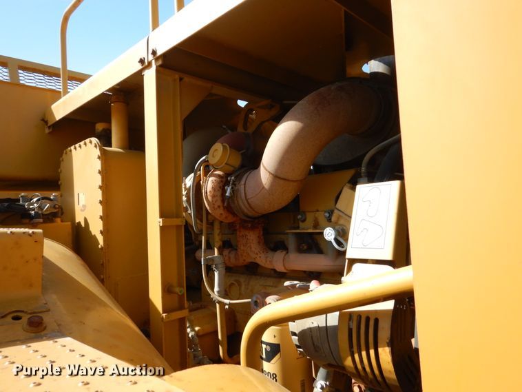 image for item DC4522 2007 Caterpillar 627G conventional scraper