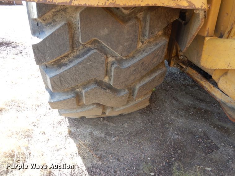 image for item DC4522 2007 Caterpillar 627G conventional scraper