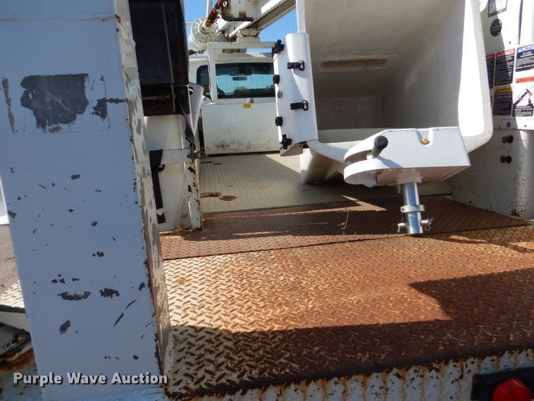 image for item DC4523 2007 International 4400 digger derrick truck