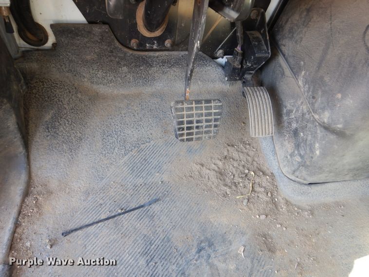 image for item DC4523 2007 International 4400 digger derrick truck