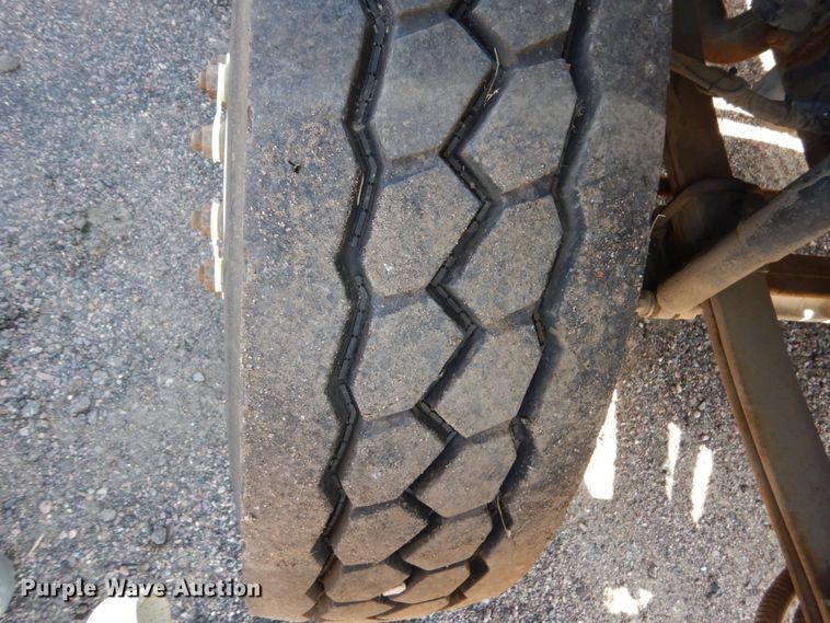 image for item DC4523 2007 International 4400 digger derrick truck